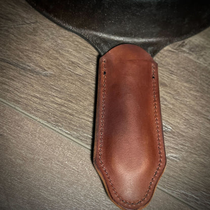 The Strength Co. Leather Pot Holder