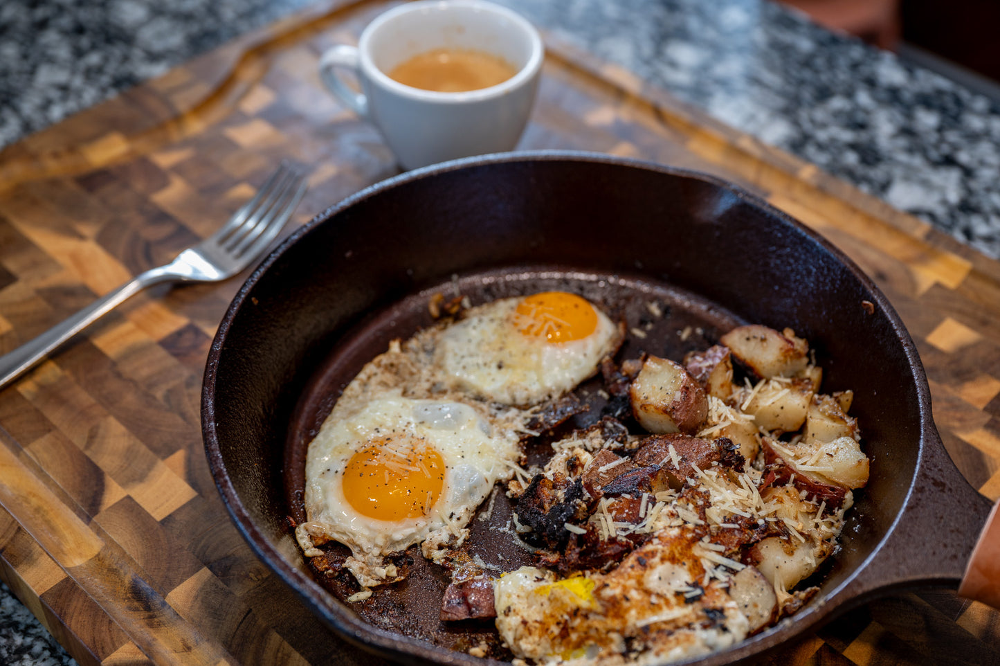 The Strength Co. 10” Cast Iron Pan